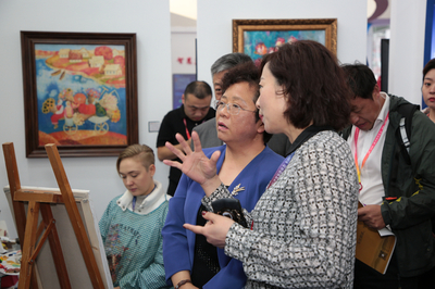 讓藝術(shù)插上數(shù)字科技的翅膀——中俄博覽會首日藝術(shù)1917展訊與非物質(zhì)文化遺產(chǎn)傳播紀(jì)實